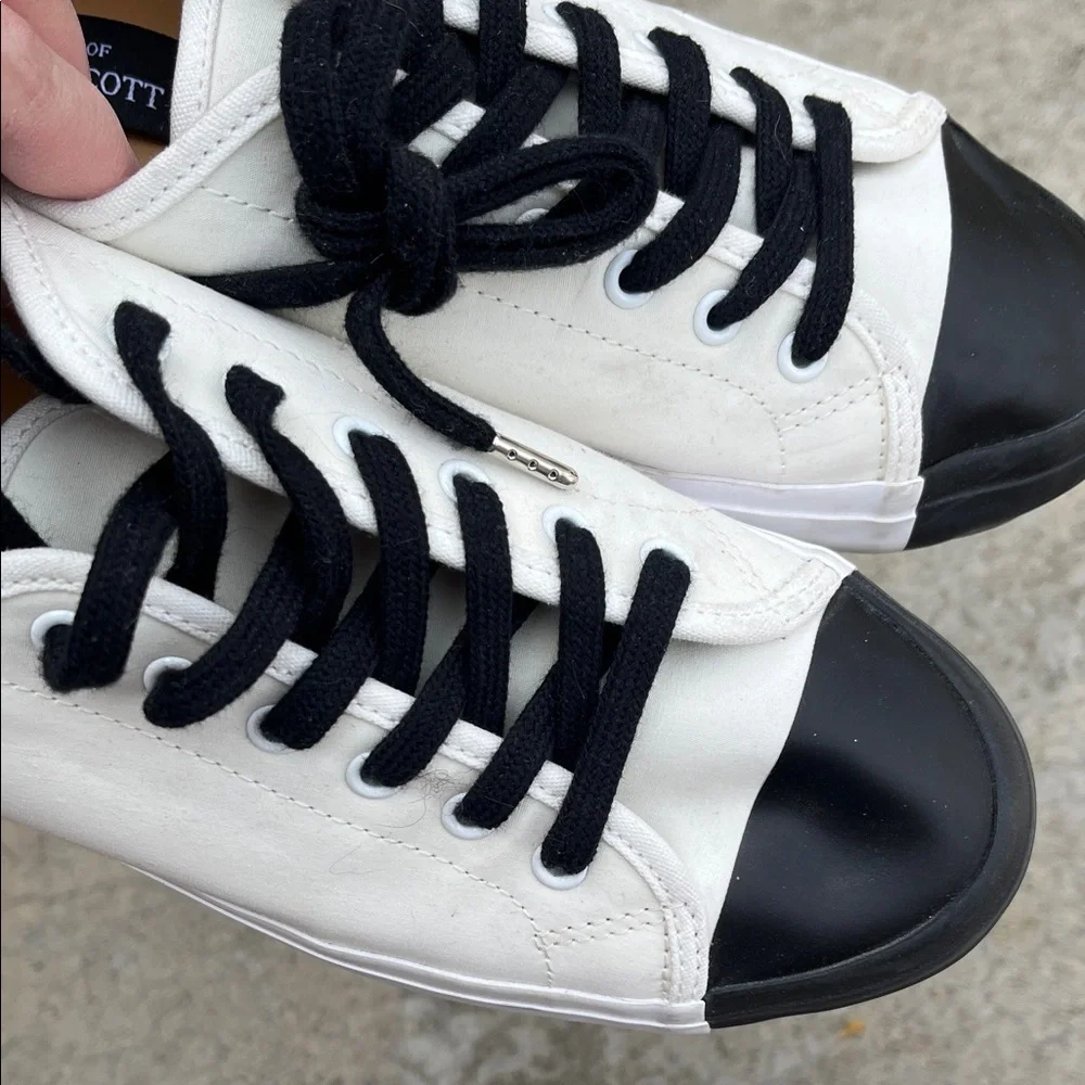 Angela Scott White Canvas Sneakers with Black Accents - Picture 4 of 5